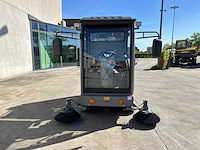 Okg - 2025 - dy2000 - straatveegmachine - afbeelding 12 van  36