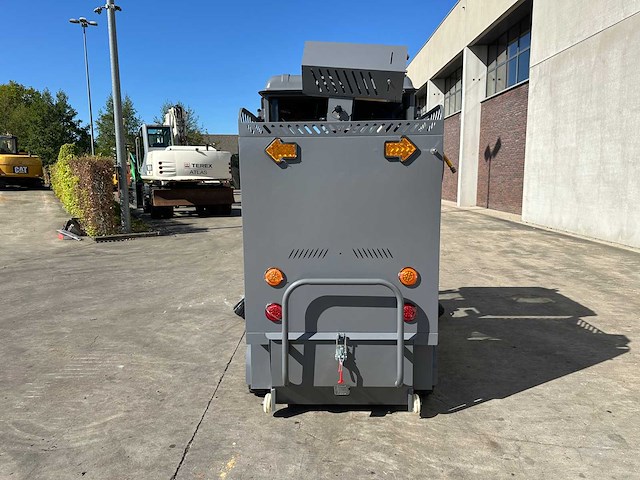 Okg - 2025 - dy2000 - straatveegmachine - afbeelding 33 van  36