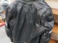 Old timer moto honda (1984 / jh2 rc2 101 em 005 952) + lederen motorjas richa - afbeelding 14 van  16