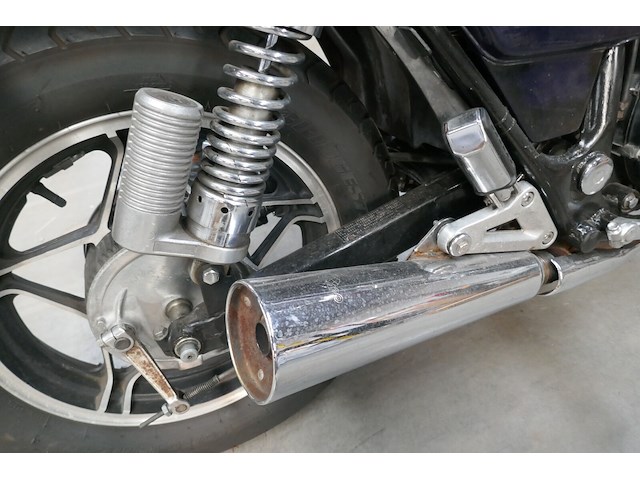 Old timer moto honda (1984 / jh2 rc2 101 em 005 952) + lederen motorjas richa - afbeelding 8 van  16