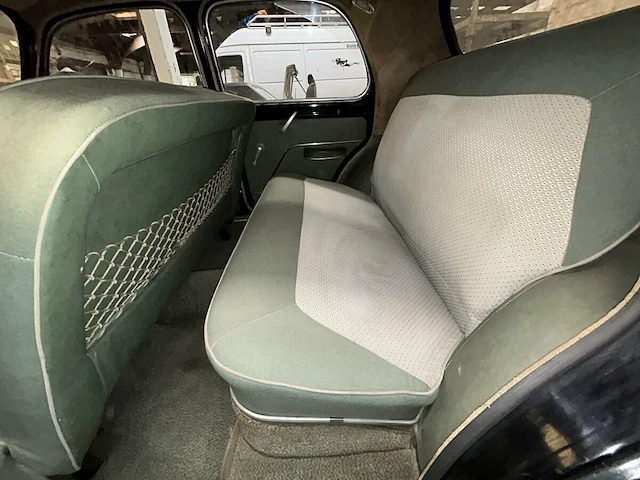 Oldtimer fiat 1100 - afbeelding 22 van  52