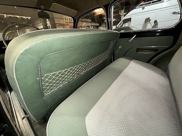 Oldtimer fiat 1100 - afbeelding 24 van  52
