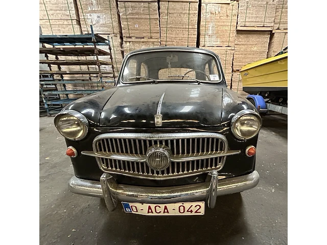 Oldtimer fiat 1100 - afbeelding 47 van  52