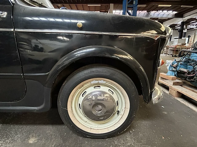 Oldtimer fiat 1100 - afbeelding 49 van  52