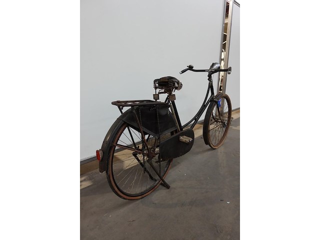 Oldtimer fiets jaren 30 - afbeelding 4 van  9
