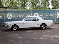 Oldtimer ford mustang v8 benzine 1966 (marge) - afbeelding 1 van  1