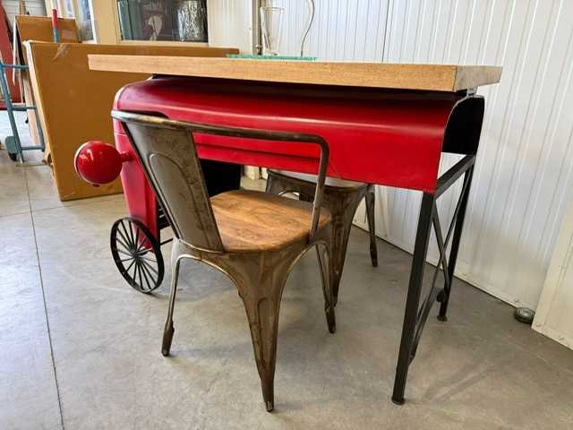 Oldtimer tractor - barmeubel - afbeelding 2 van  5