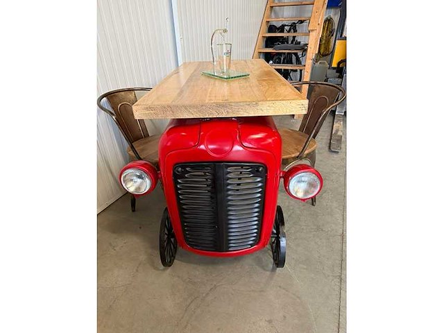 Oldtimer tractor - barmeubel - afbeelding 3 van  5