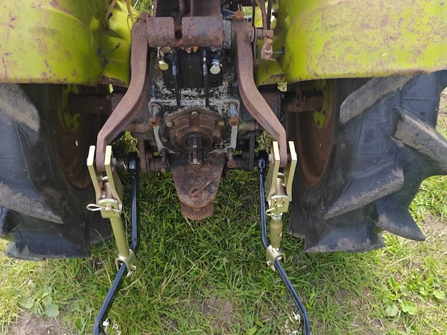 Oldtimer tractor - afbeelding 8 van  18