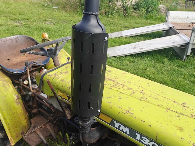 Oldtimer tractor - afbeelding 17 van  18