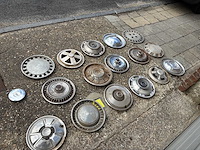 Oldtimer wieldeksels - part (17x) - afbeelding 4 van  4