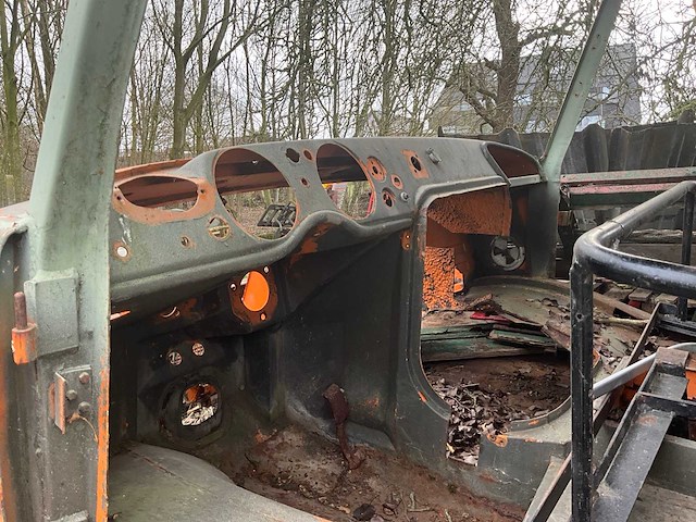 Oldtimercabine 421/406 - afbeelding 4 van  8