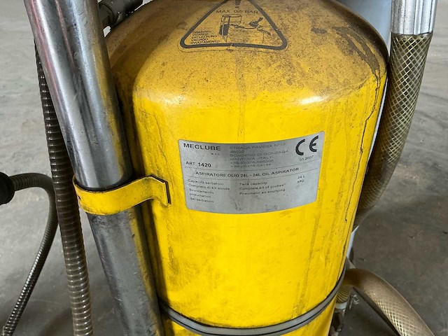 Olie afzuigpomp meclube olie opvangbak - afbeelding 4 van  4