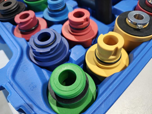 Olie vultrechter adapterset 15 delig - afbeelding 3 van  8