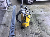 Olieaftapper 2024 - afbeelding 1 van  10