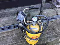 Olieaftapper 2024 - afbeelding 4 van  10