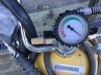 Olieaftapper 2024 - afbeelding 9 van  10