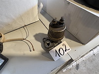 Oliedruk contact - afbeelding 1 van  2