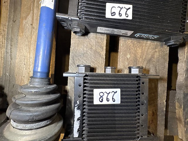 Oliekoeler - afbeelding 1 van  2