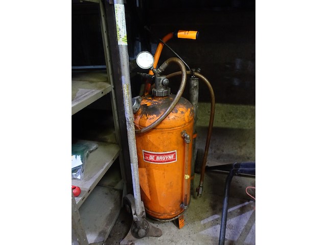 Oliepomp - afbeelding 1 van  2