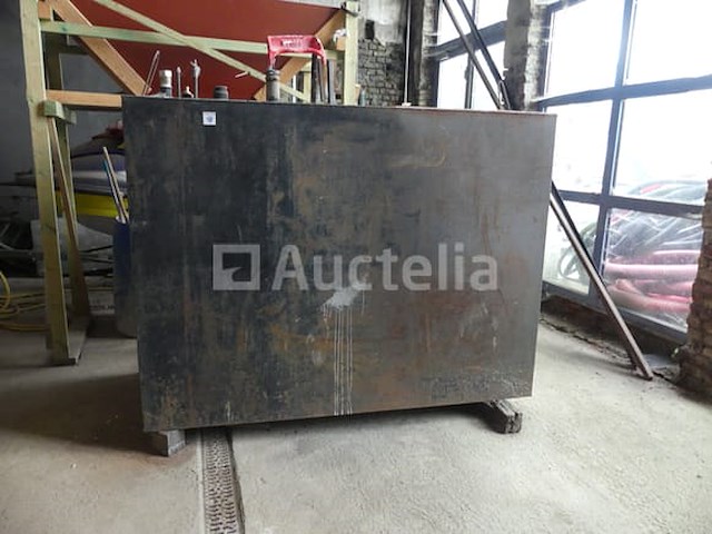 Olietank 2500 liter - afbeelding 3 van  4