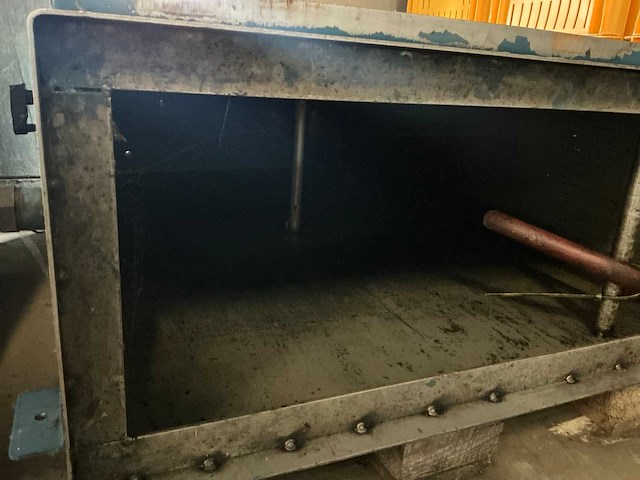 Olietank - afbeelding 3 van  4