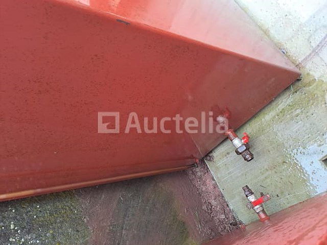 Olietanks - afbeelding 5 van  5