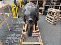 Olifant fontein - afbeelding 2 van  2