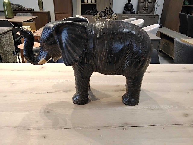 Olifant fontein - afbeelding 2 van  5