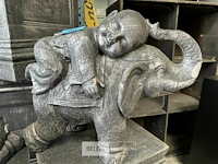 Olifant met baby - afbeelding 1 van  1