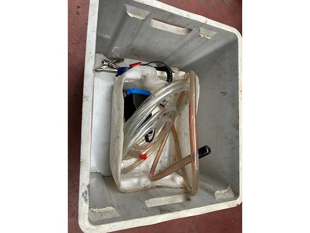 Olipomp - afbeelding 1 van  3