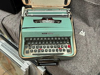 Olivetti lettera 32 tijpmachine - afbeelding 2 van  3