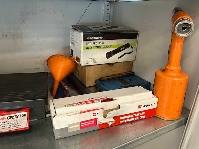 Olssen dossierkast met inhoud volvo schema’s (4x) - afbeelding 7 van  12