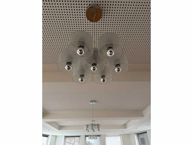 Oluce fiore - design hanglampp met 7 lichtpunten - overige kantoorinventaris - afbeelding 1 van  6