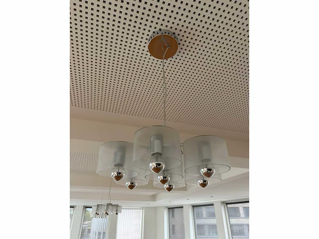 Oluce fiore - design hanglampp met 7 lichtpunten - overige kantoorinventaris - afbeelding 2 van  6