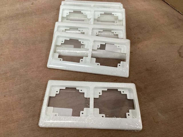 Olympic 1073463/464 inbouwframe dubbel wit (440x) - afbeelding 1 van  3