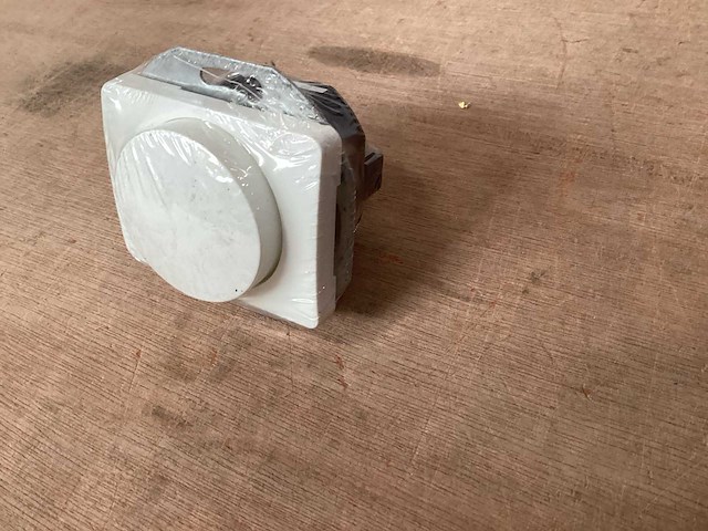 Olympic dimmer 230 volt, wit (60x) - afbeelding 3 van  3