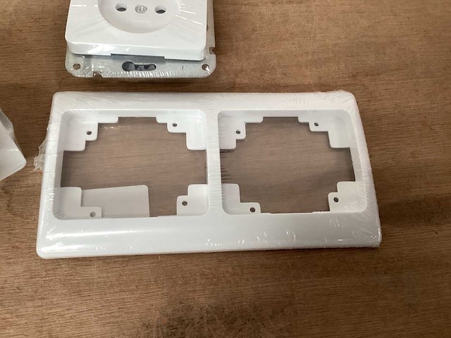 Olympic dimmer met stopcontact en afdekraam, complete set (59x) - afbeelding 4 van  5