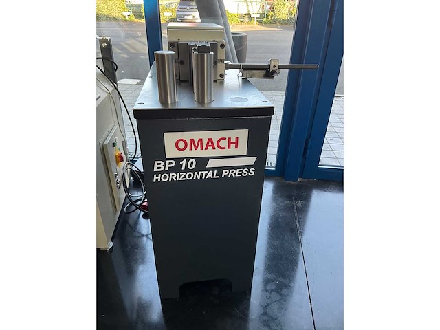 Omach - 2024 - bp10 - hydraulische pers - afbeelding 2 van  8