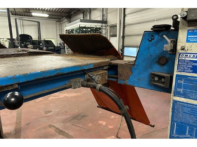 Omcn 4-paals hefbrug 3500 kg - afbeelding 19 van  20