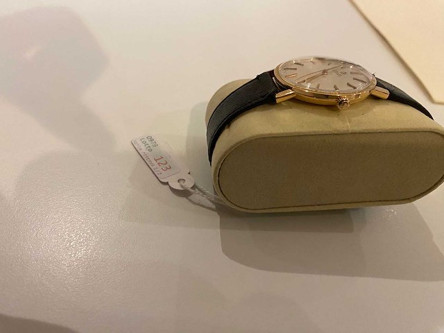 Omega set van 2 polshorloges - afbeelding 2 van  12