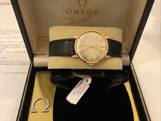 Omega set van 2 polshorloges - afbeelding 10 van  12