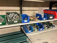 Omga montagelijn met inhoud op zolderverdieping - afbeelding 5 van  6