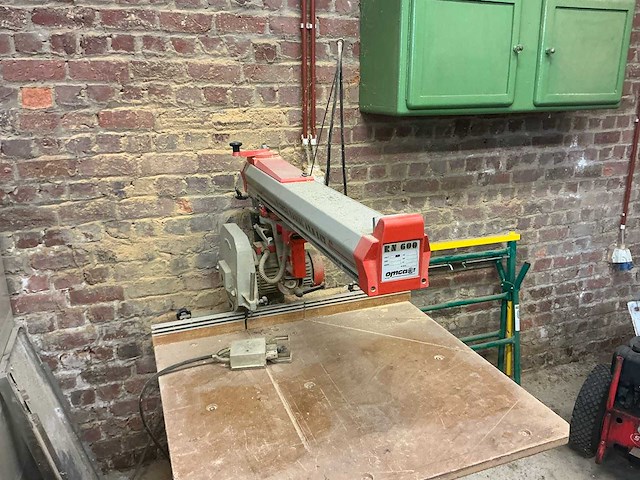 Omga radial arm saw radiaalafkortzaagmachine - afbeelding 3 van  12