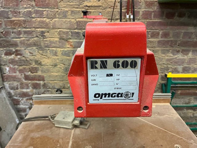 Omga radial arm saw radiaalafkortzaagmachine - afbeelding 4 van  12