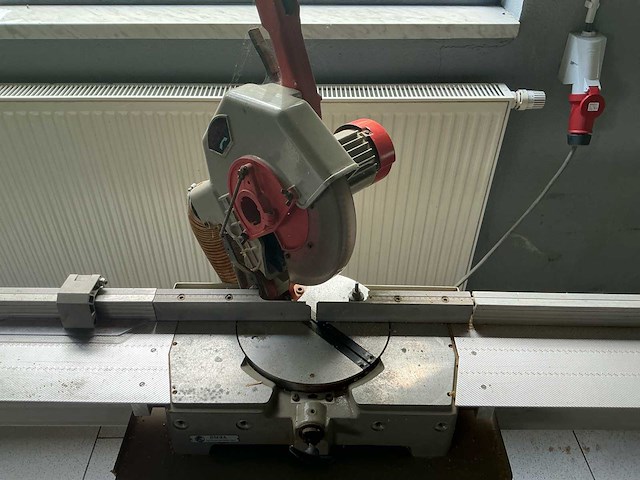 Omga t55 300p zaagtafel - afbeelding 5 van  6