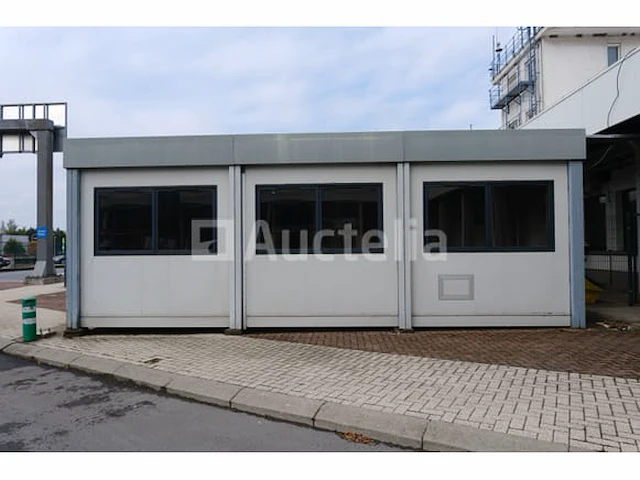 Omgebouwde kantoorcontainers - afbeelding 3 van  40