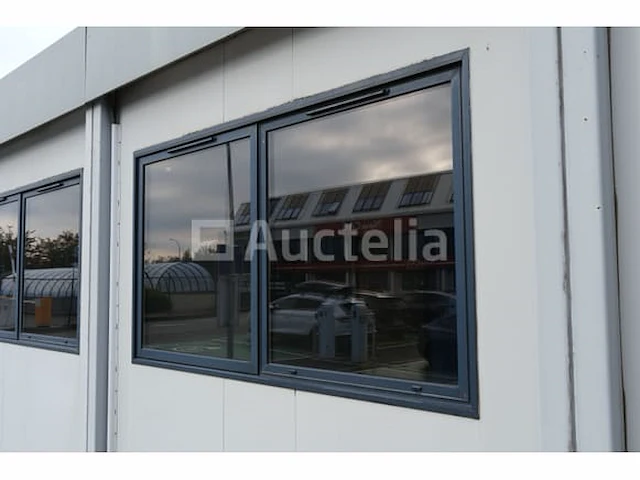 Omgebouwde kantoorcontainers - afbeelding 4 van  40