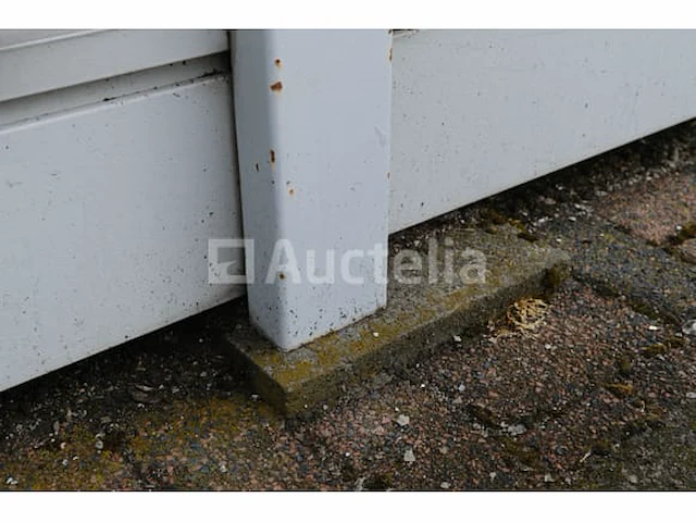 Omgebouwde kantoorcontainers - afbeelding 38 van  40