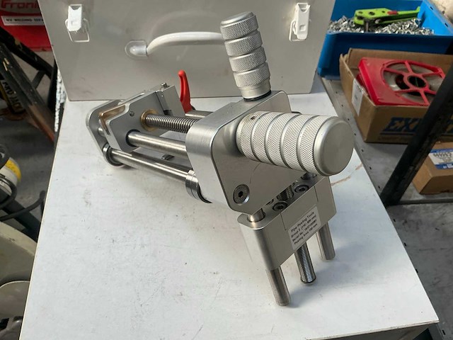 Omicron 180 pijpschiller apparaat - afbeelding 1 van  8